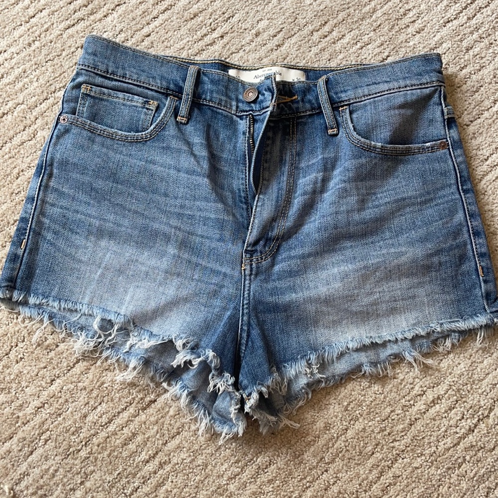 Abercrombie & Fitch Jean shorts
